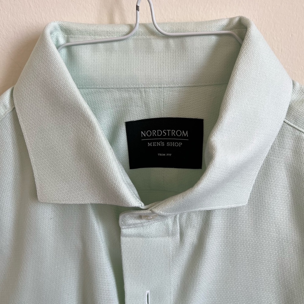 Men’s Nordstrom Dress Shirt Trim Fit - Size 15.5/32-33